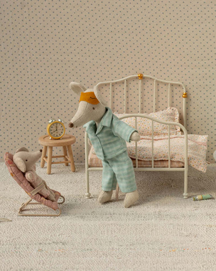maileg pyjamas, dad mouse - mint/sand play Little