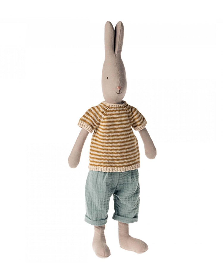 Little maileg play rabbit size 3 in classic knitted shirt + pants