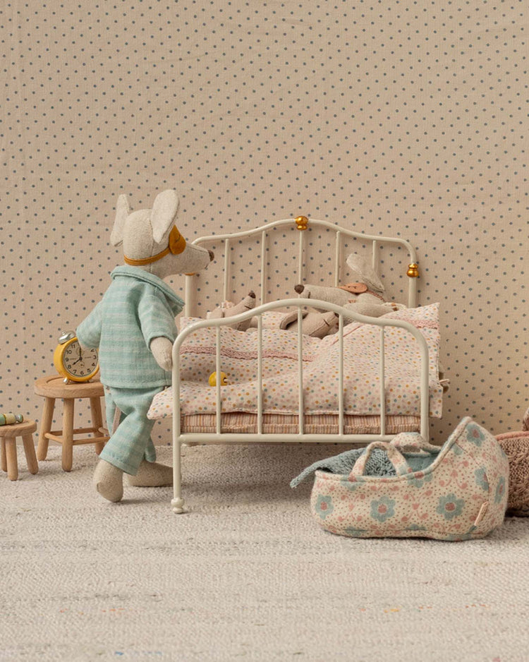 maileg vintage bed, mouse - off white play Little