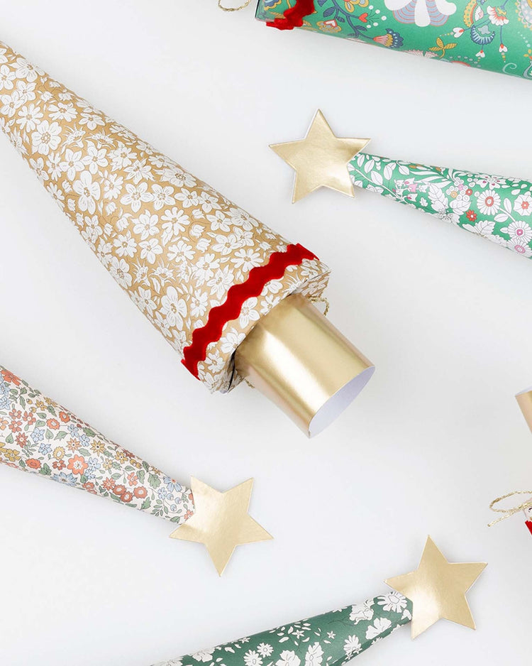 Little meri meri party meri meri x liberty tree crackers