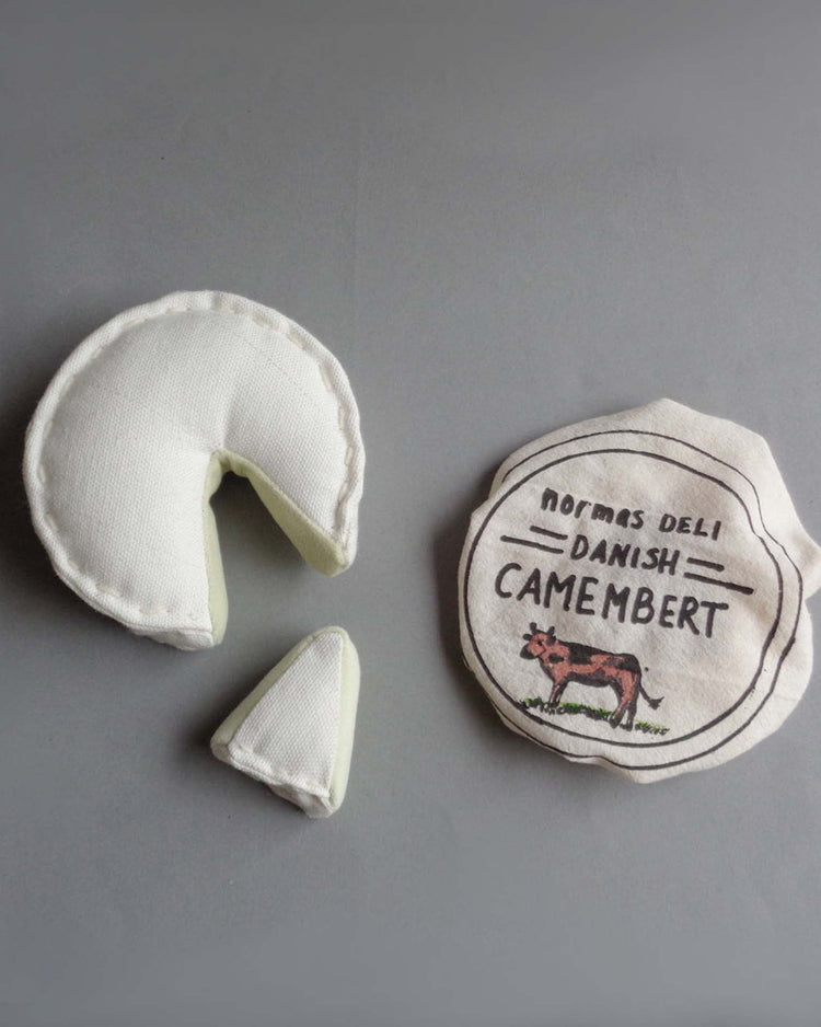 Little normadot play camembert soft toy