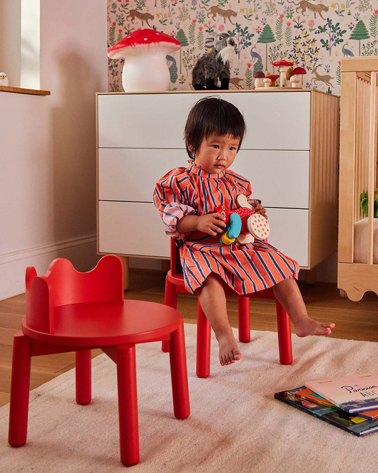 oeuf moss chair set in red room Little