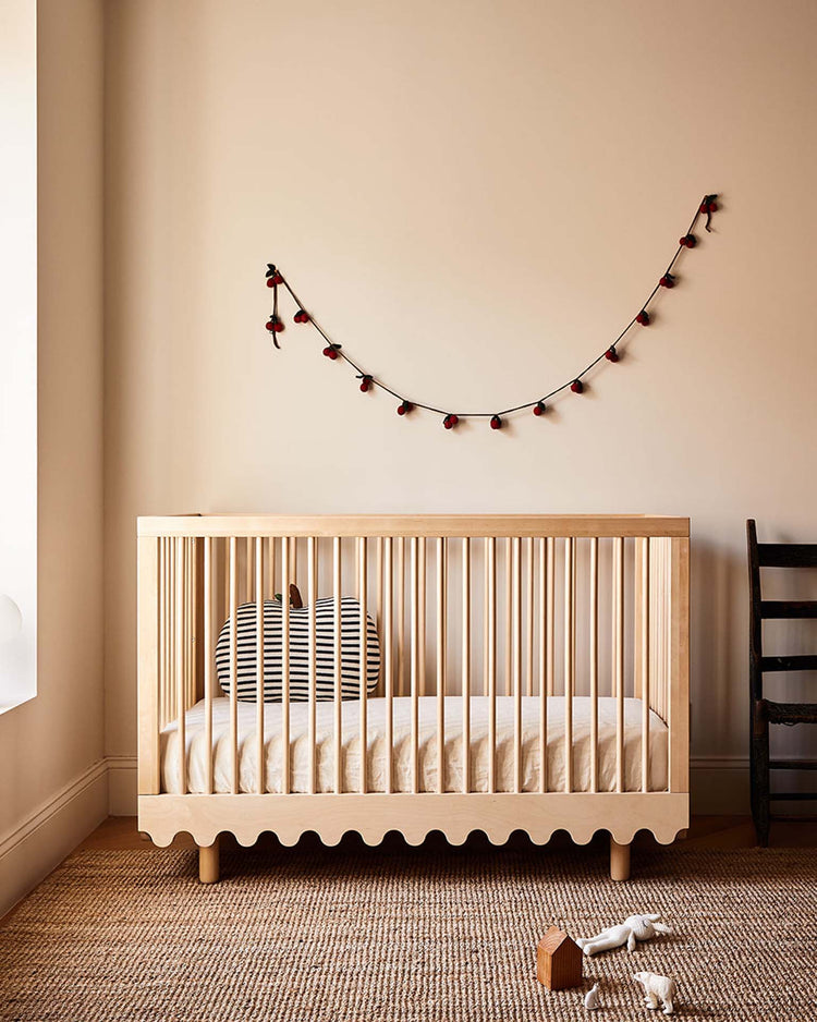 oeuf moss crib in birch room Little