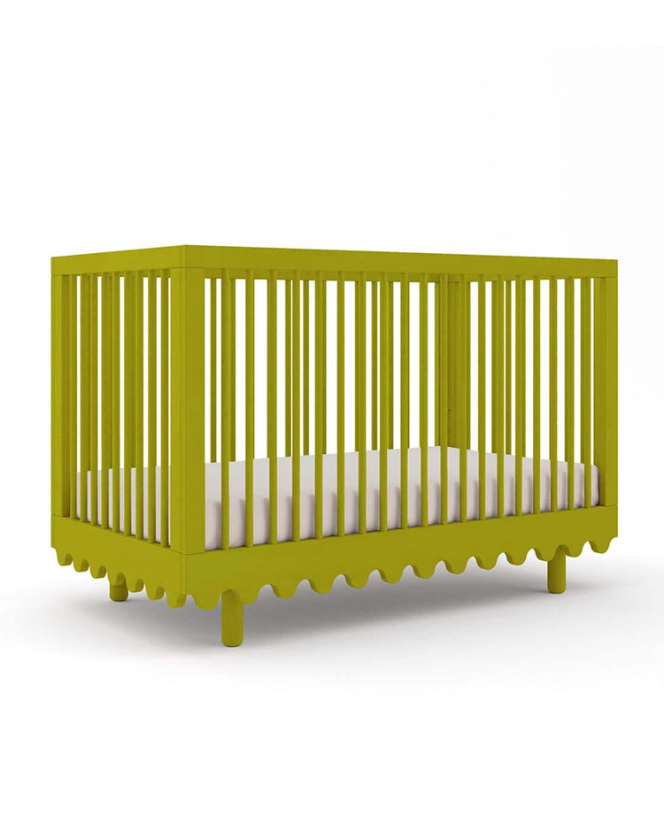 Little oeuf home moss crib in peapod