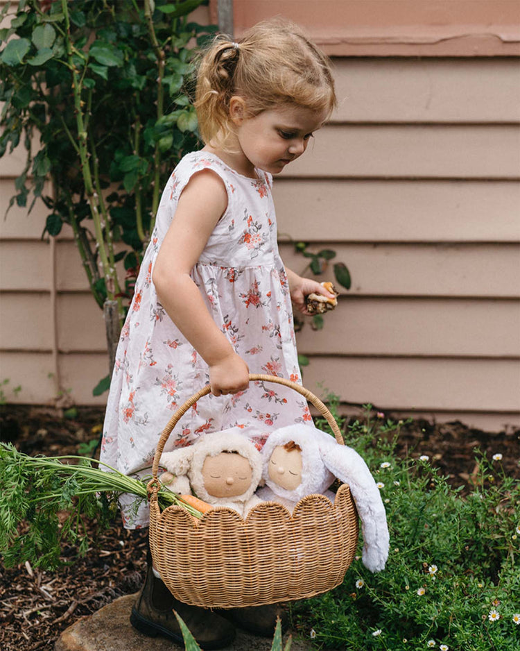 Little olli ella home petal basket in natural