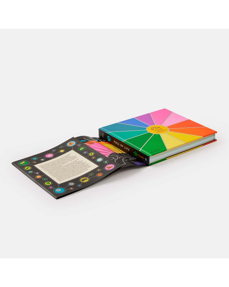 Little phaidon play full of life