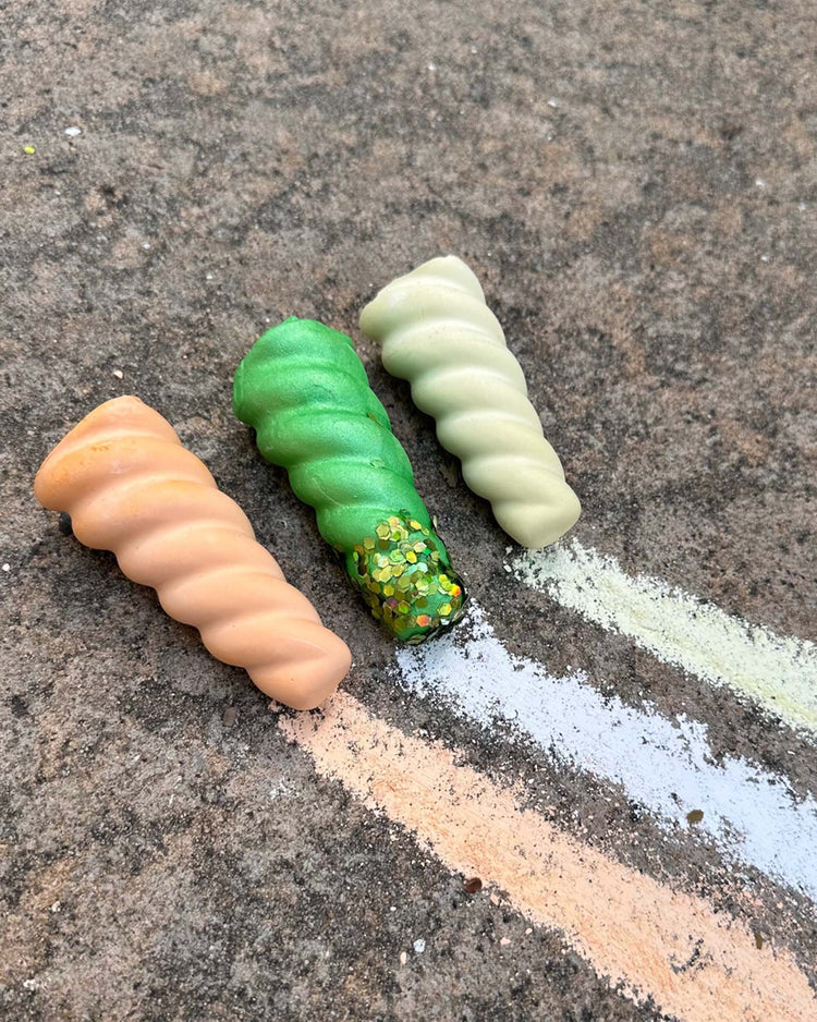 twee giganotosaurus teeth sidewalk chalk play Little