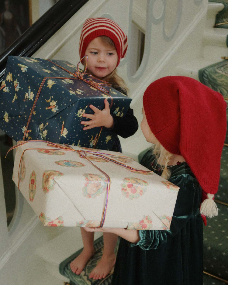 konges sløjd christmas knit hat in red accessories Little