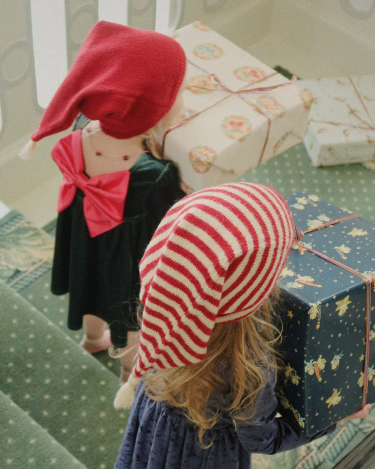 konges sløjd christmas knit hat in red accessories Little