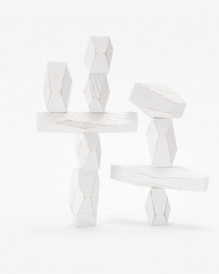 Little areaware play balancing blocks in white