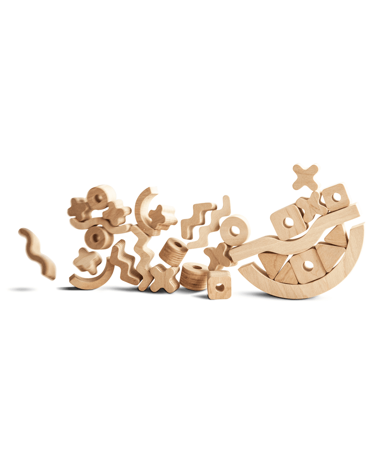 babai creative balancer in natural play Little