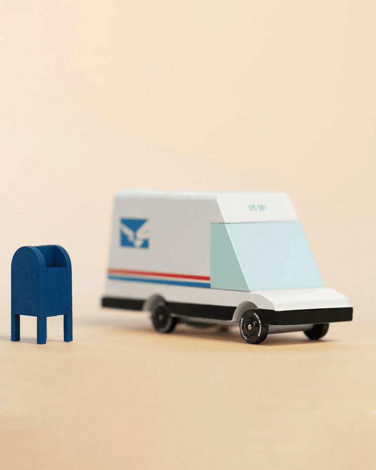 candylab futuristic mail van play Little