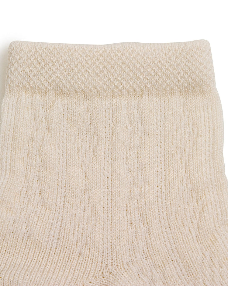 Little collegien accessories pointelle ankle socks in doux agneaux