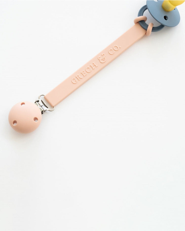 Little grech + co baby accessories pacifier clip in shell