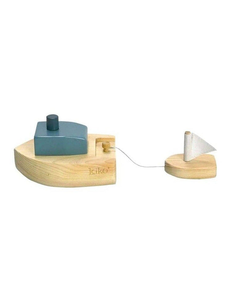 Little kiko+ and gg* play ofune wind-up boat in blue