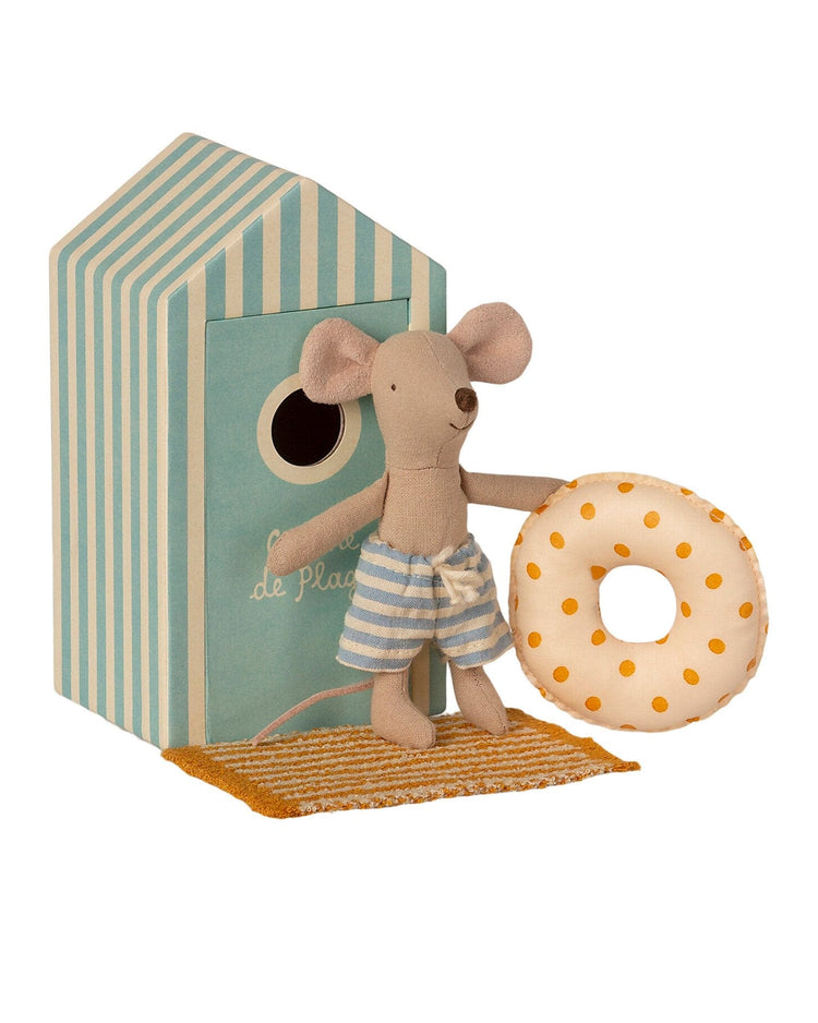 Little maileg play little brother mouse in cabin de plage
