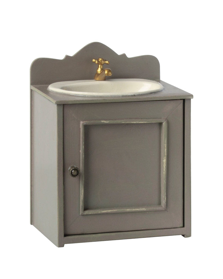 Little maileg play miniature bathroom sink