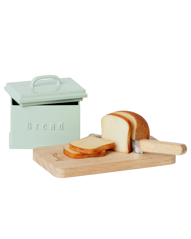 Little maileg play miniature bread box