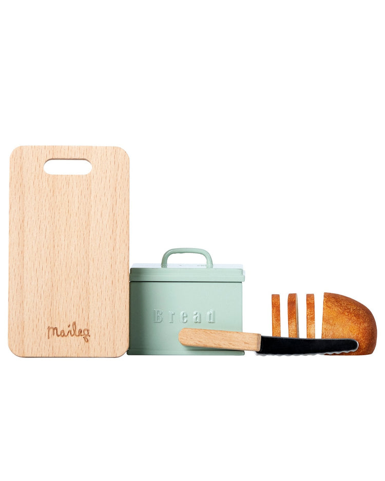 Little maileg play miniature bread box