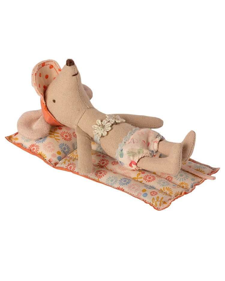 Little maileg play mouse air mattress in flower