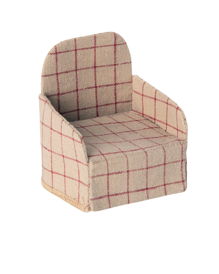 Little maileg play mouse chair