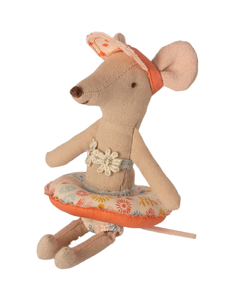 Little maileg play small mouse float in flower