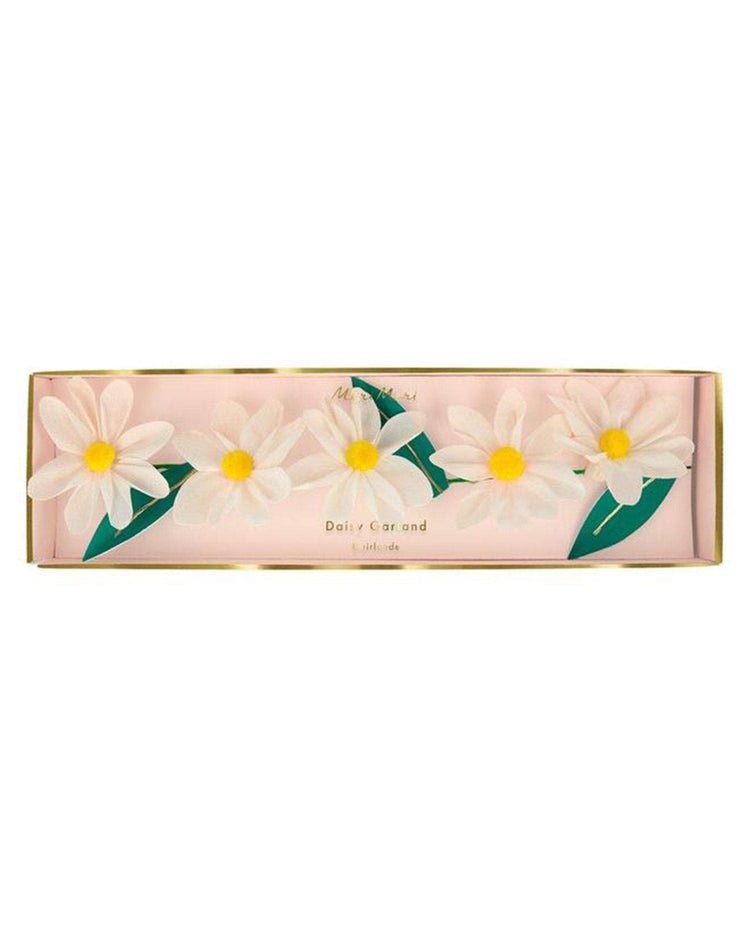 Little meri meri paper + party daisy garland