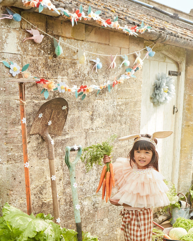 Little meri meri paper + party felt flower garland