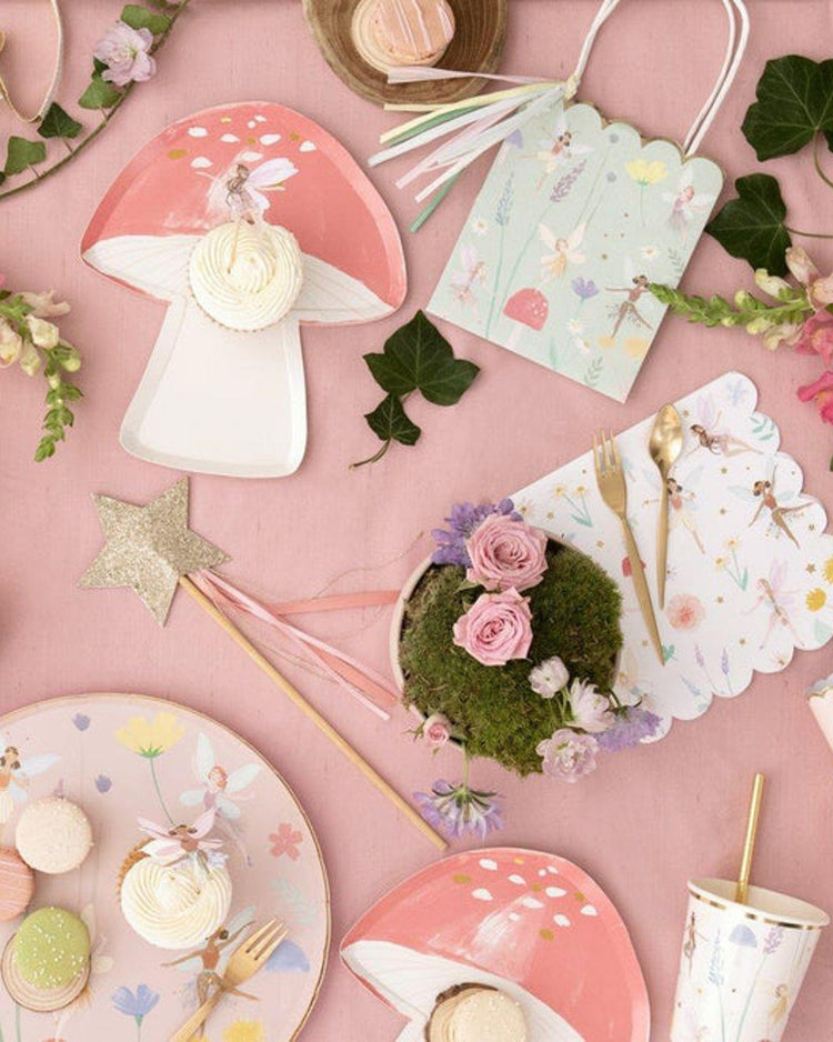 Little meri meri paper + party gold glitter wands