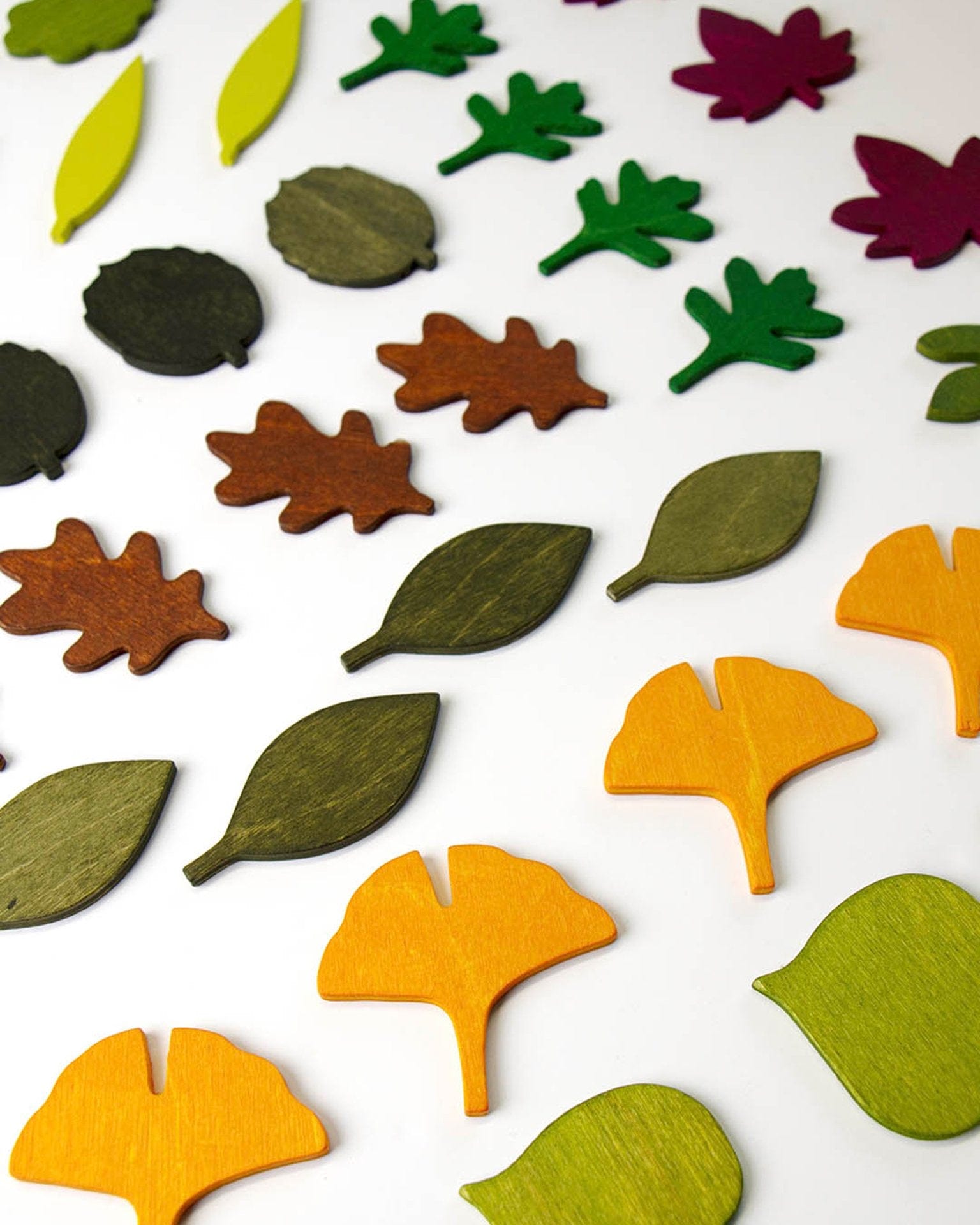 Little moon picnic play woodland leaves