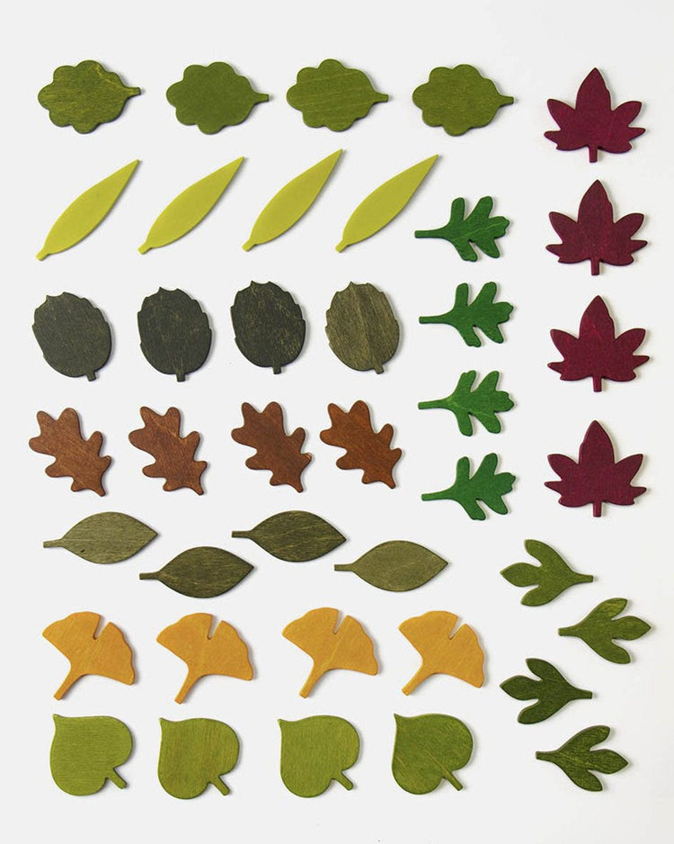 Little moon picnic play woodland leaves