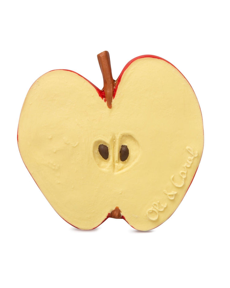 Little oli + carol play pepita the apple