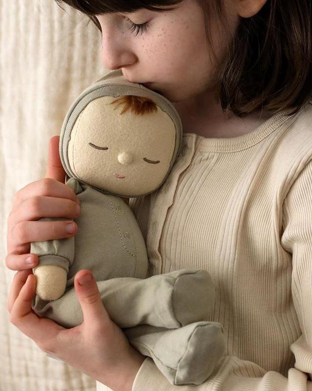 Little olli ella play dozy dinkum pickle