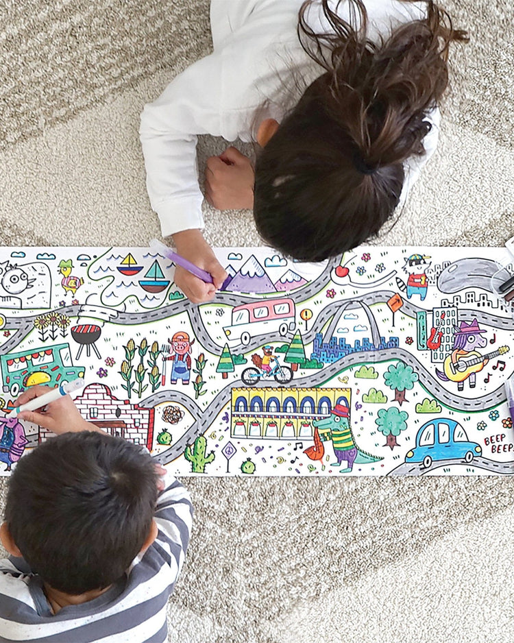 Little ooly play picturesque panorama coloring book - usa road trippin'