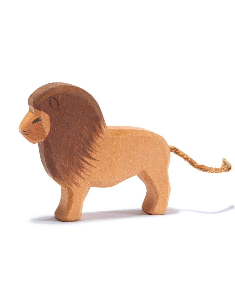 Little ostheimer play lion male