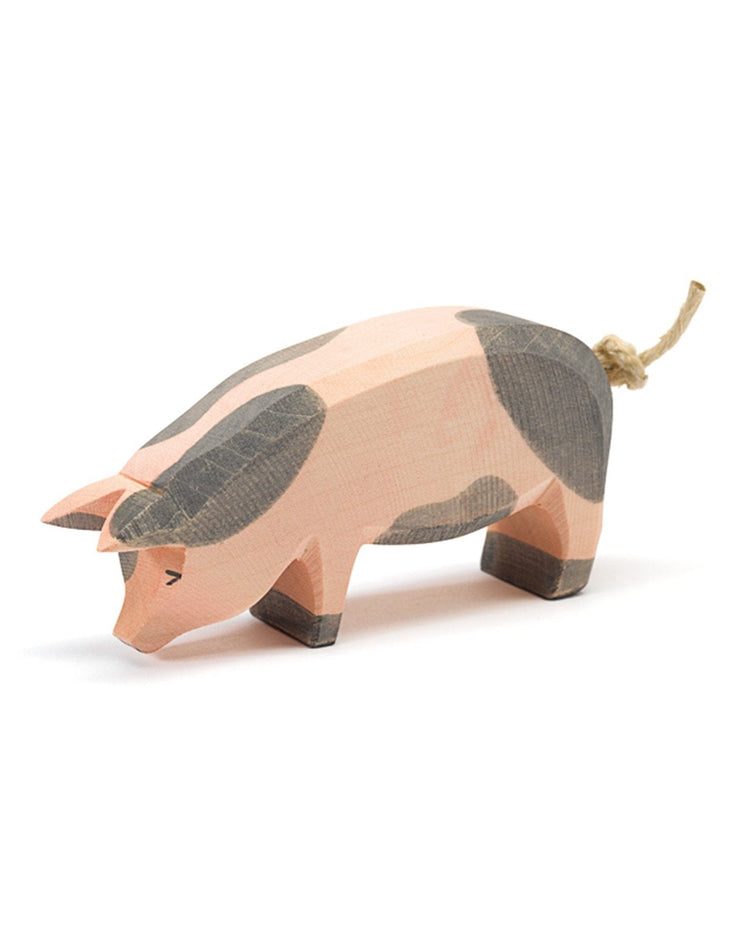 Little ostheimer play spotted pig head low