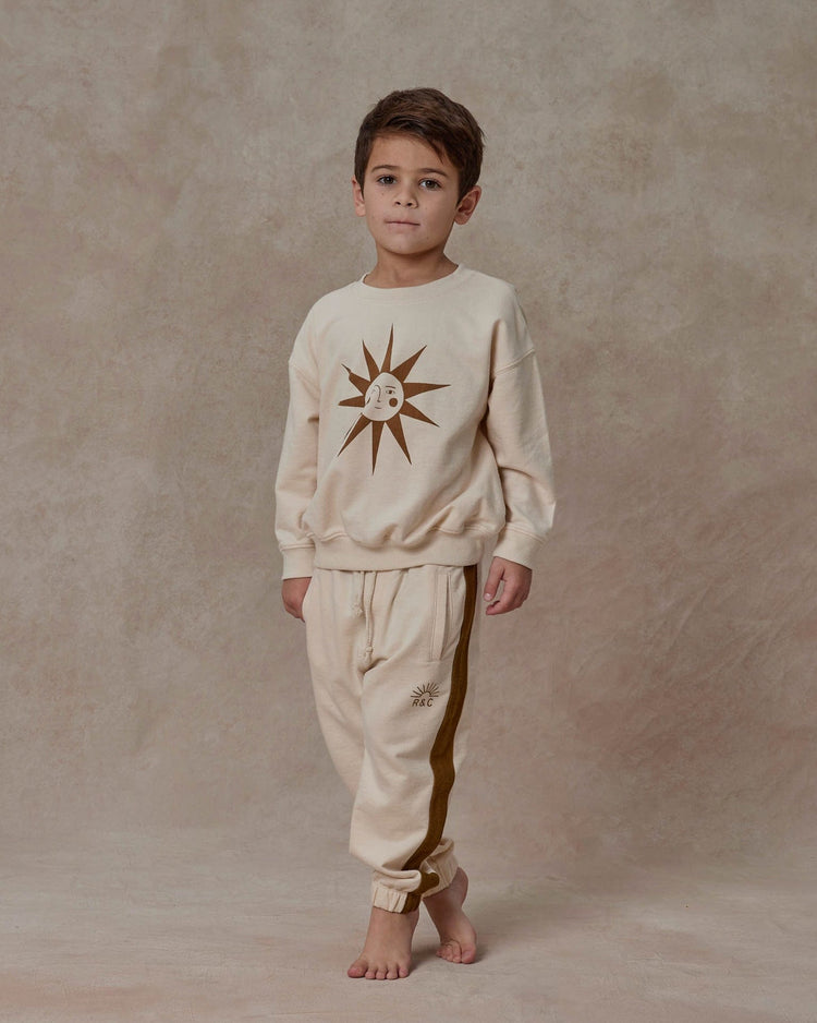 Little rylee + cru kids jogger sweatpant in natural