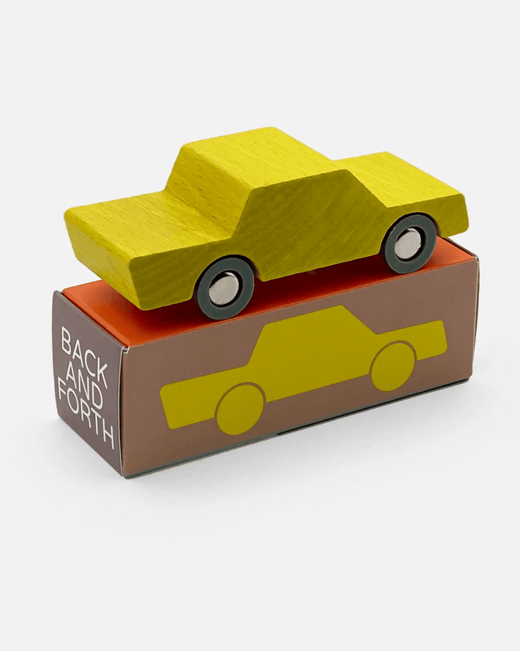 waytoplay back + forth car in yellow play Little