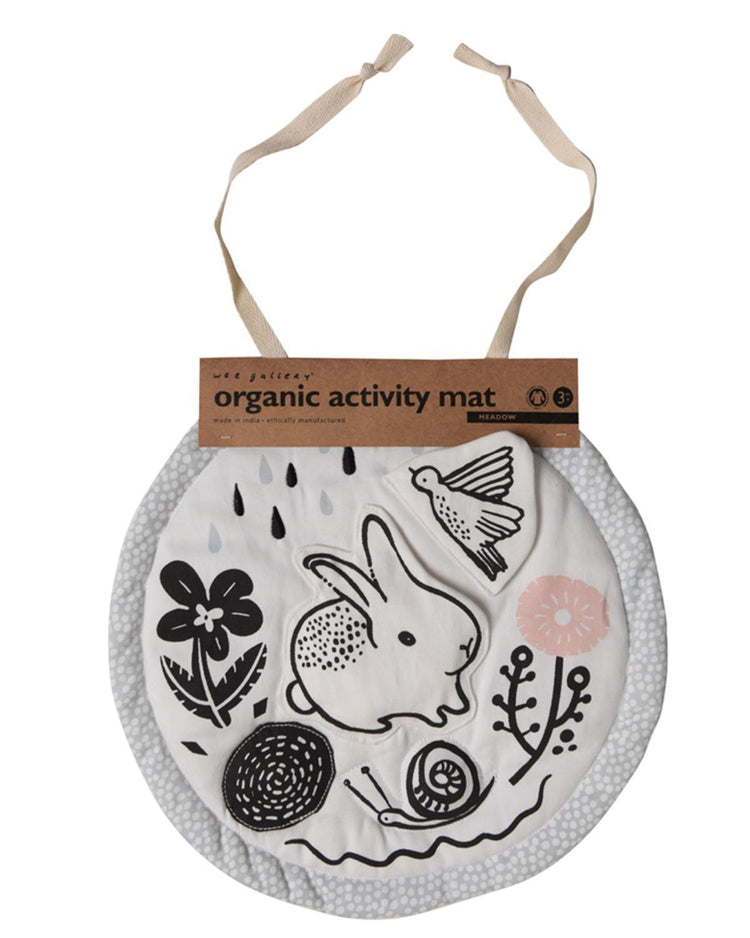 Little wee gallery play meadow activity pad