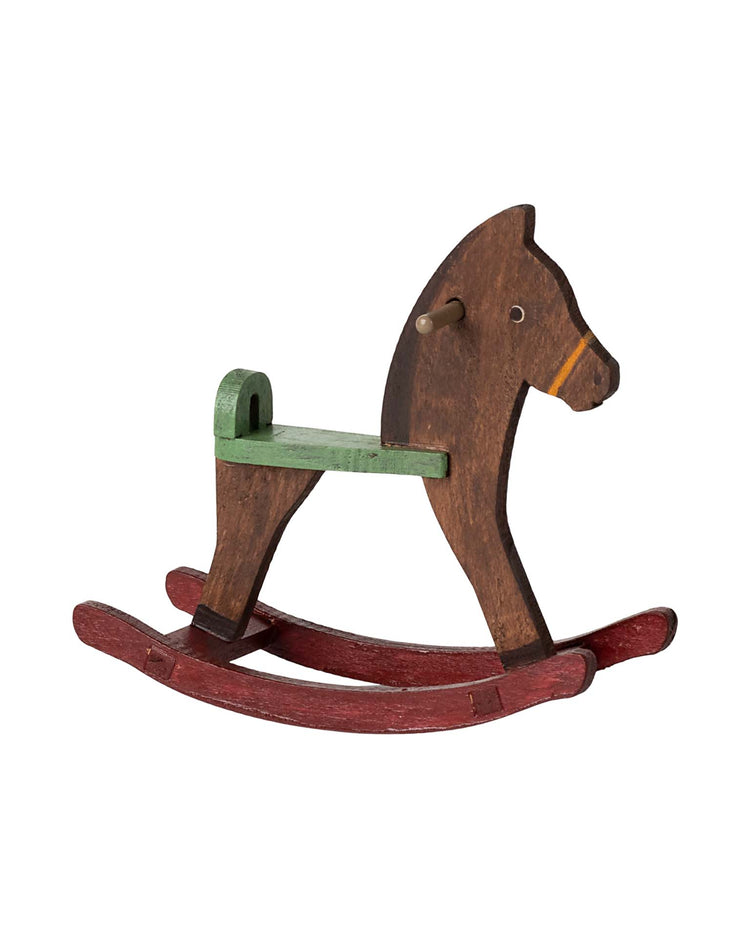 rocking horse, mouse