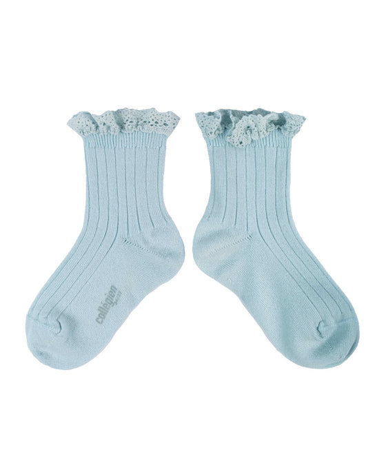 lili ankle socks in glacier