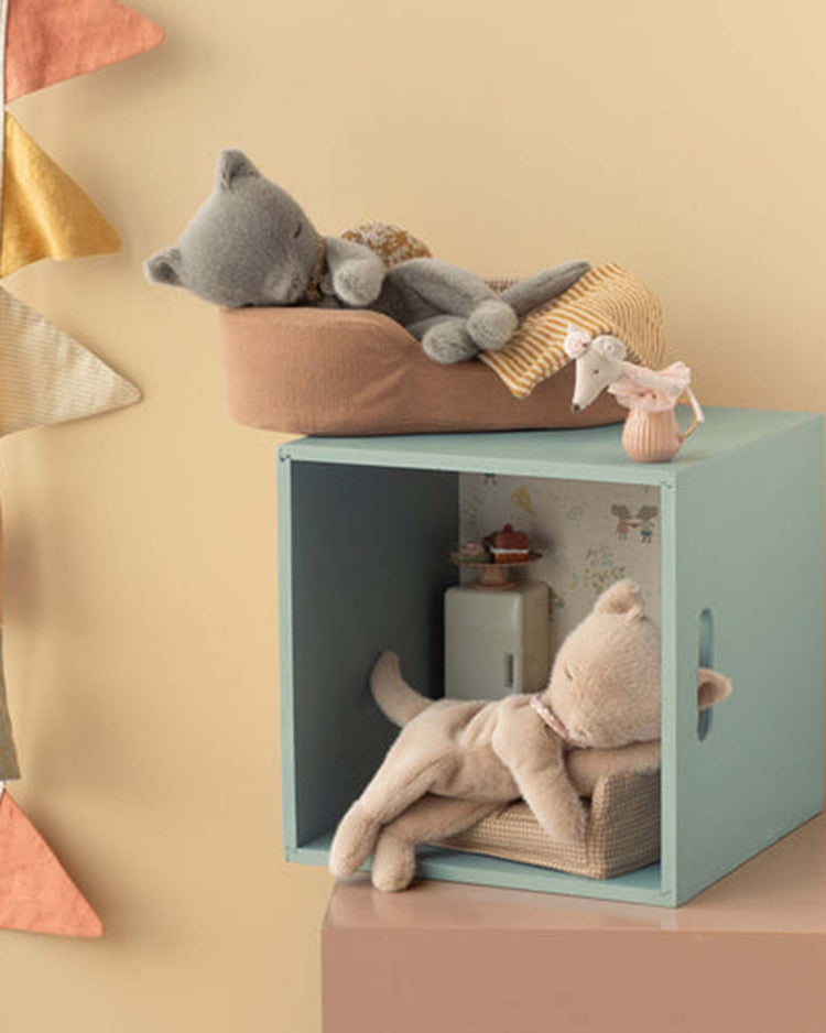 maileg sleeping kitten plush, small - grey play Little