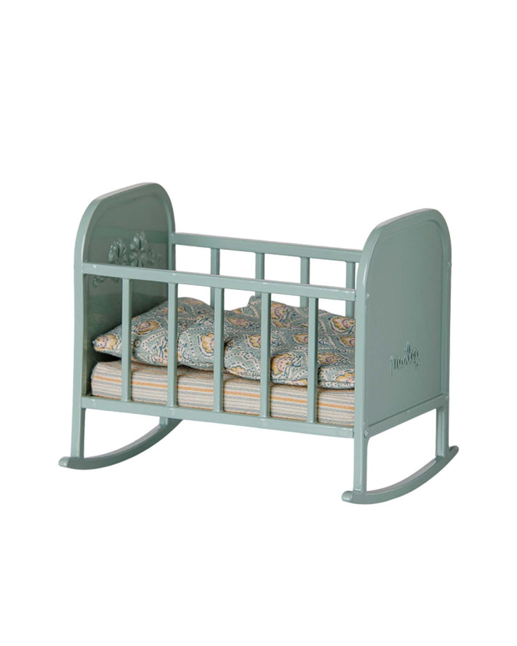 my cradle in blue mint