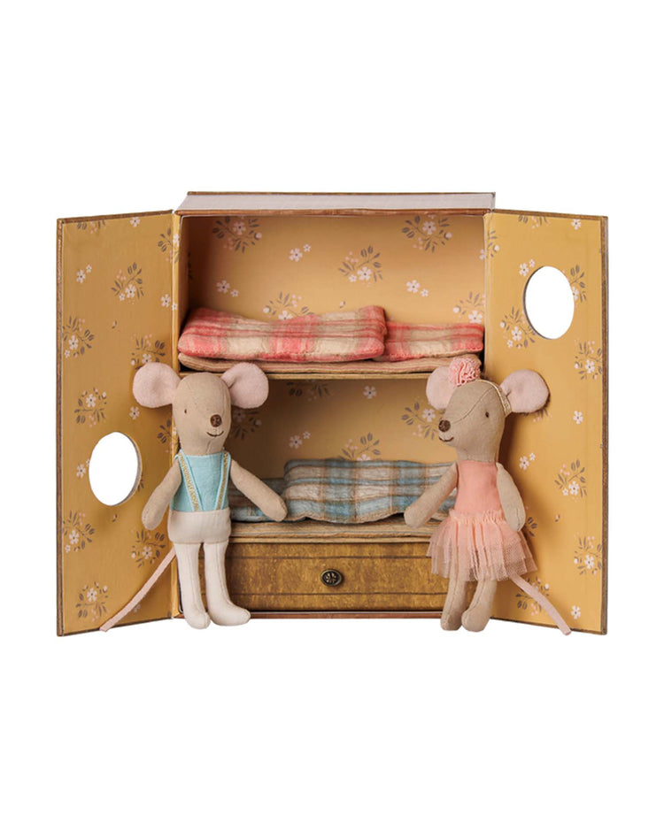 maileg little sister and brother ballet mice in dance studio play Little