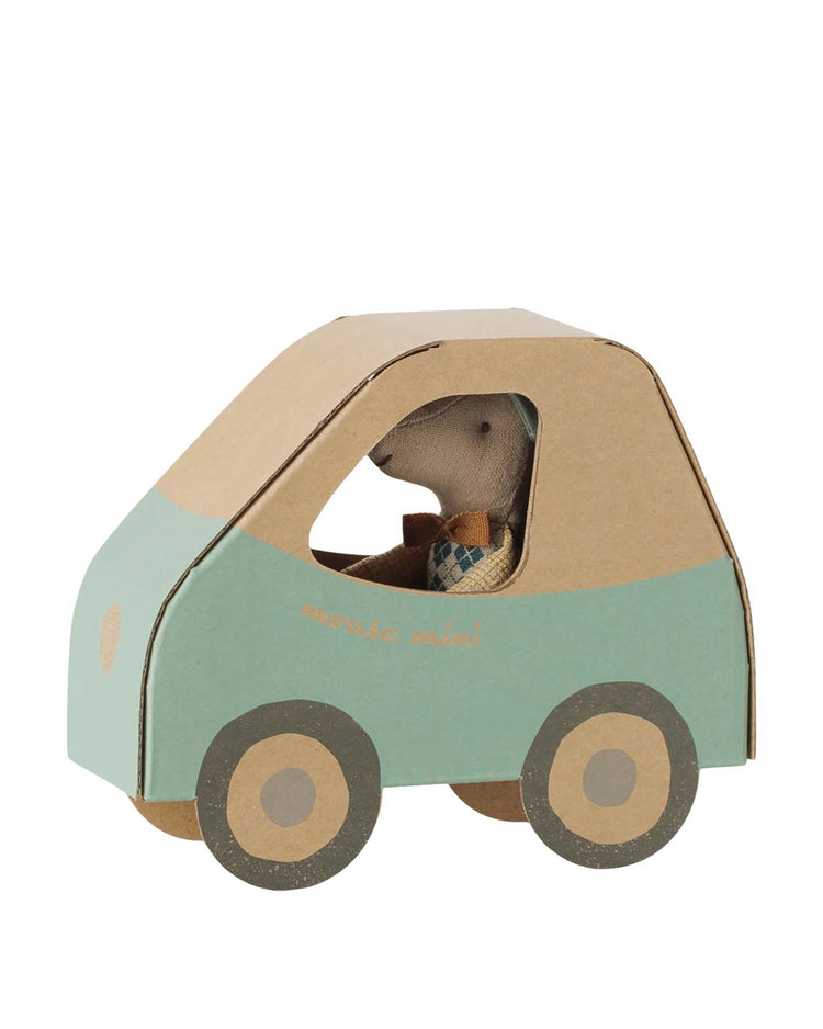 maileg driver mouse, little brother play Little