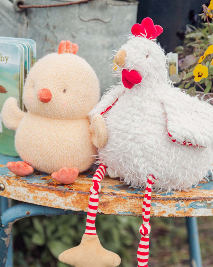 bunnies by the bay baby clucky the chicken play Little