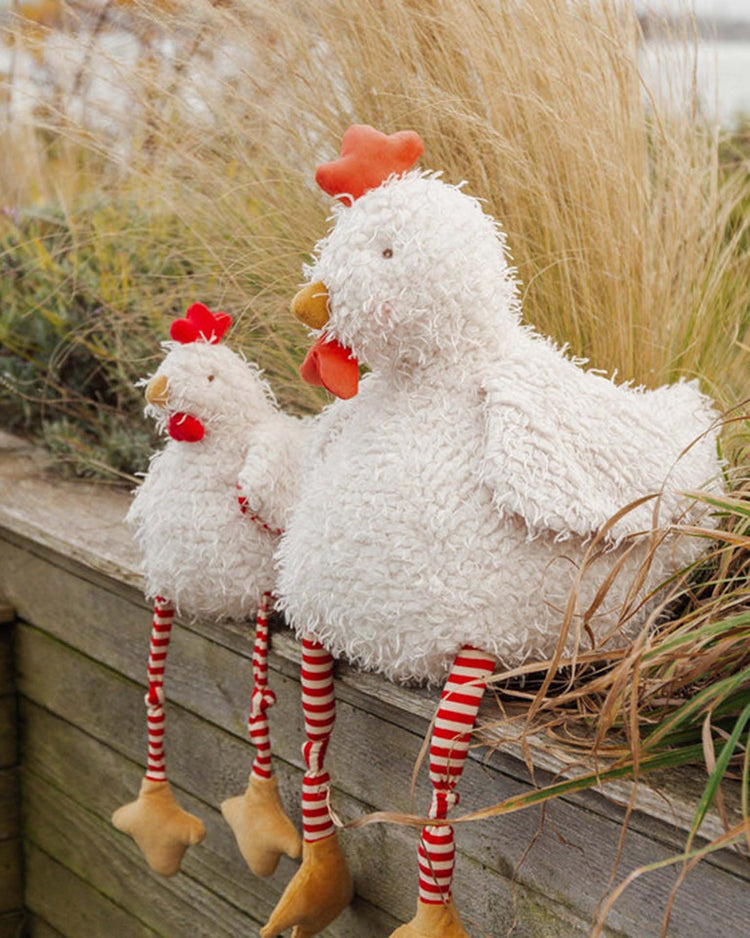 bunnies by the bay big clucky the chicken play Little