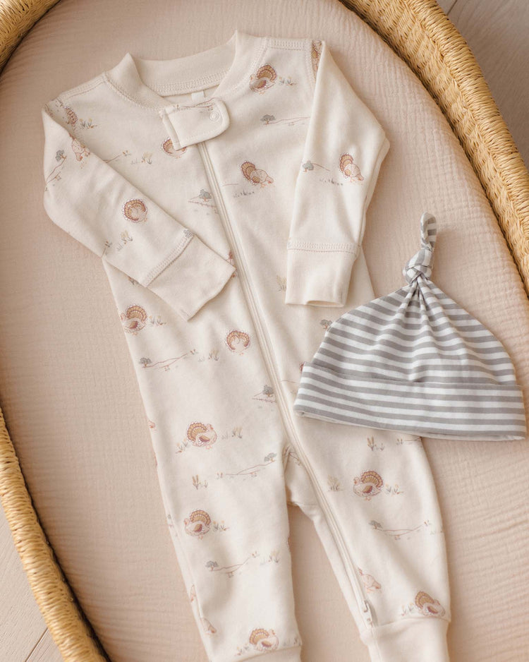 quincy mae zip long sleeve sleeper in turkey baby Little