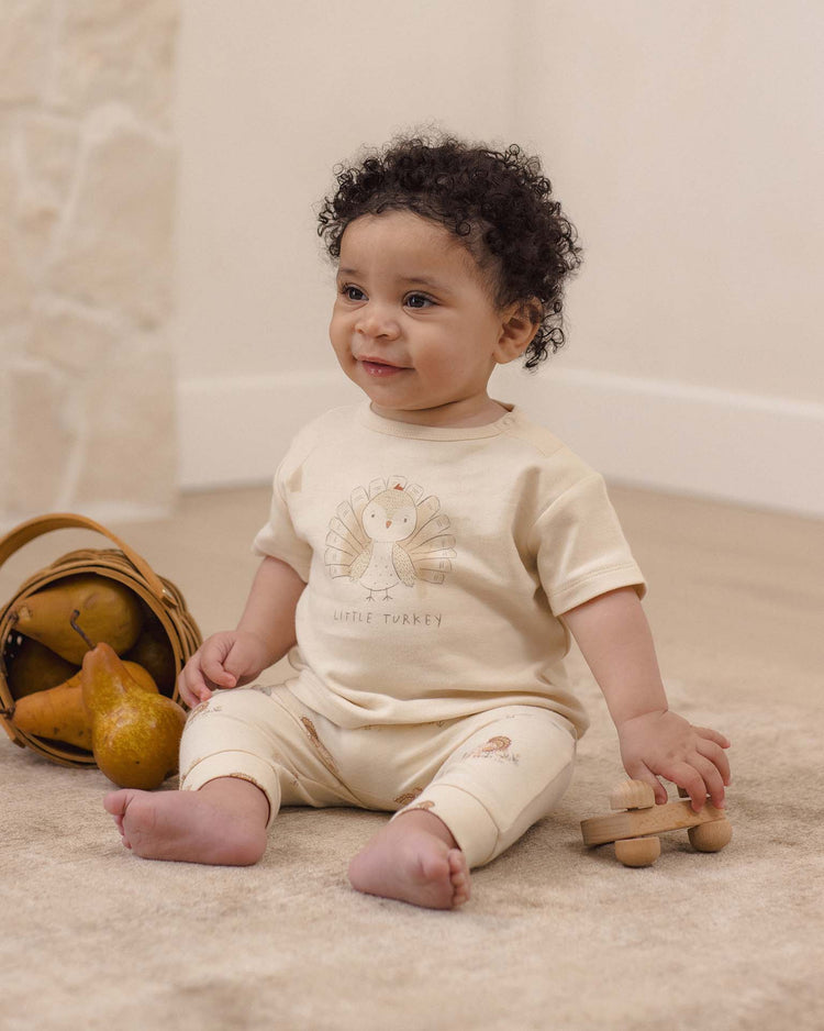 quincy mae drawstring pant in turkey baby Little