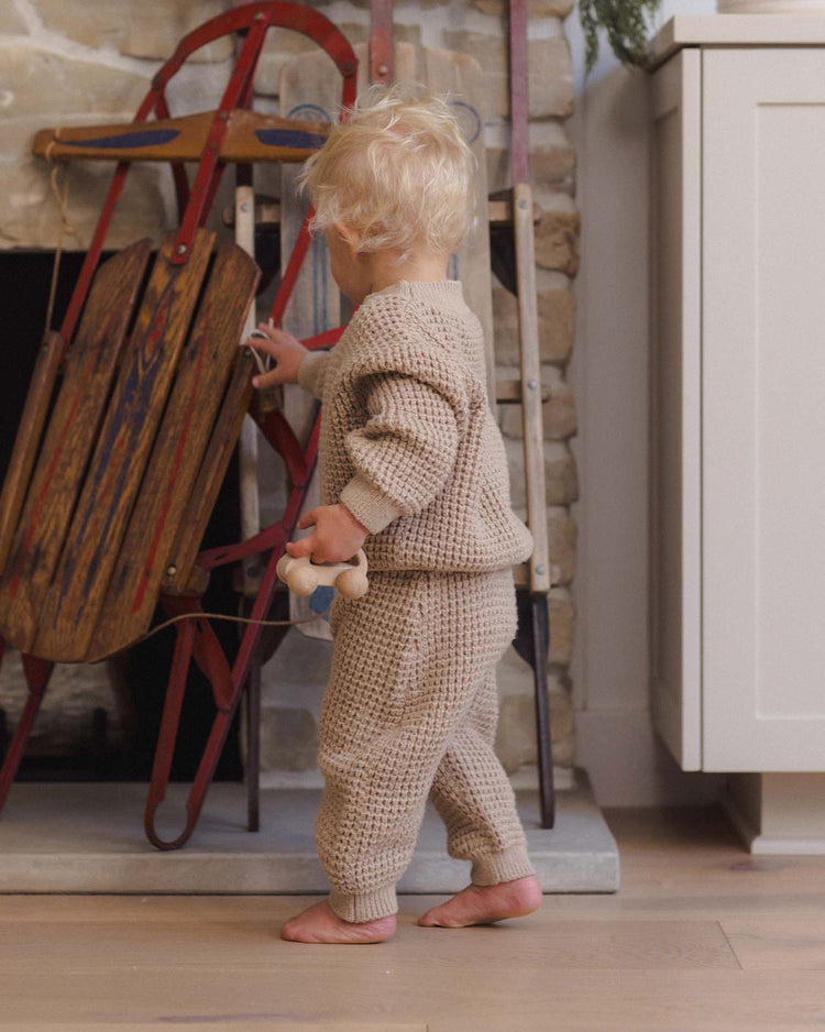 chunky knit sweater in heathered latte